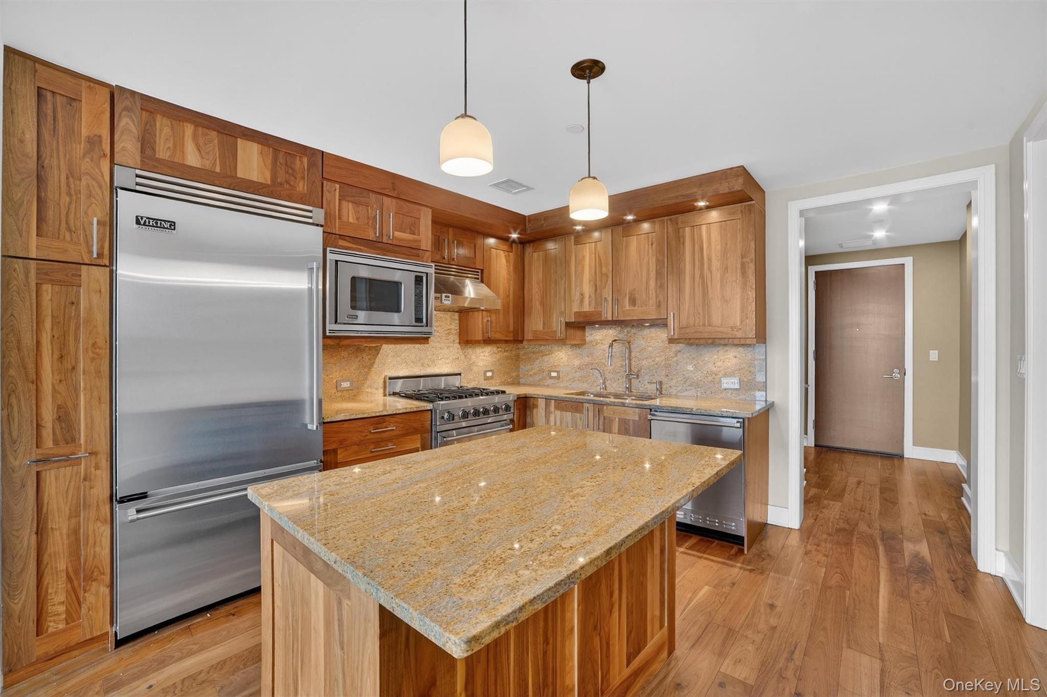 5 Renaissance Square # 19B, White Plains, NY 10601