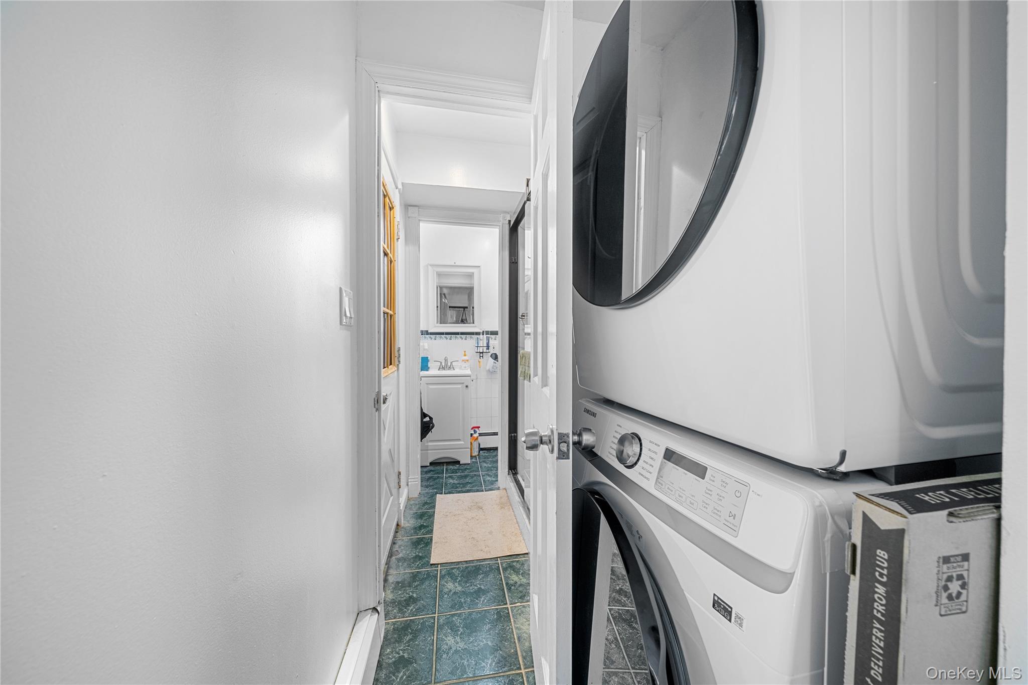 11 Locust Avenue, Coram, NY 11727