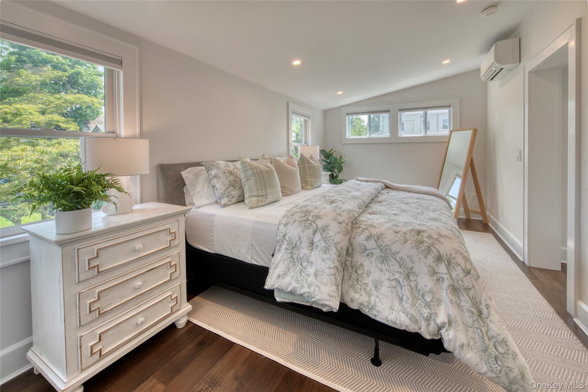 321 Bridge Street, Greenport, NY 11944