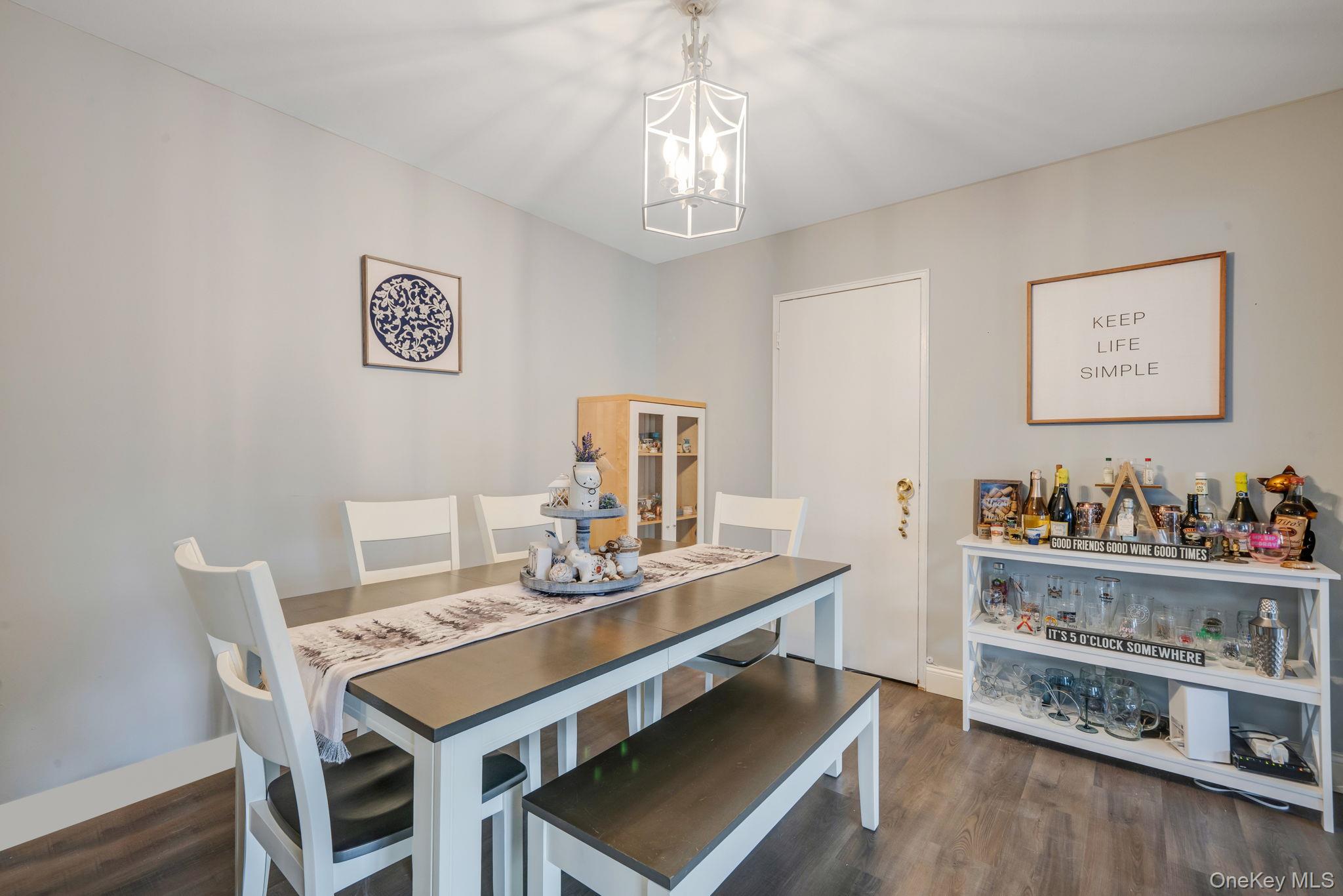 100 Connetquot Avenue # 7, East Islip, NY 11730