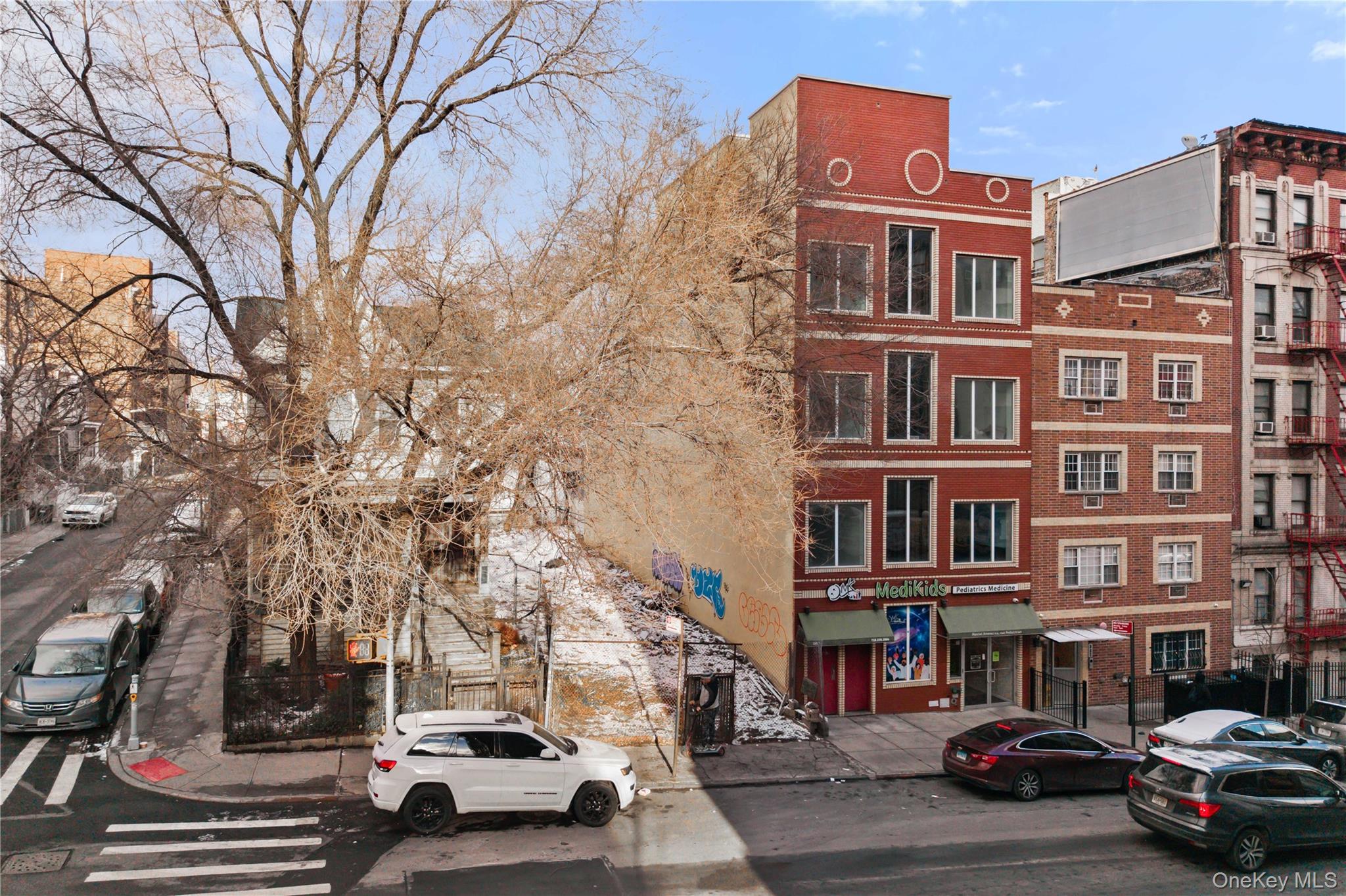 333 E 188th Street, Bronx, NY 10458