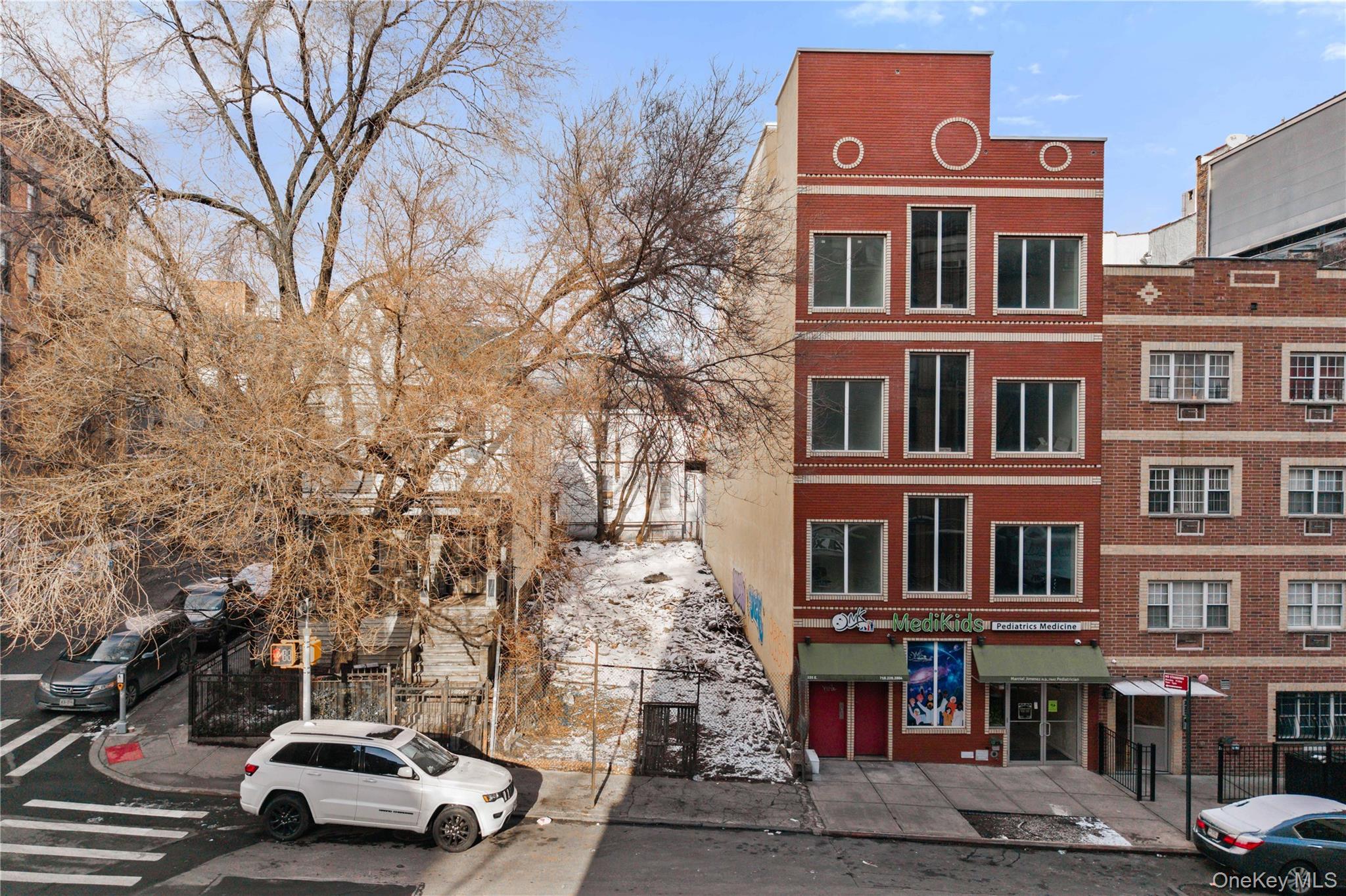 333 E 188th Street, Bronx, NY 10458