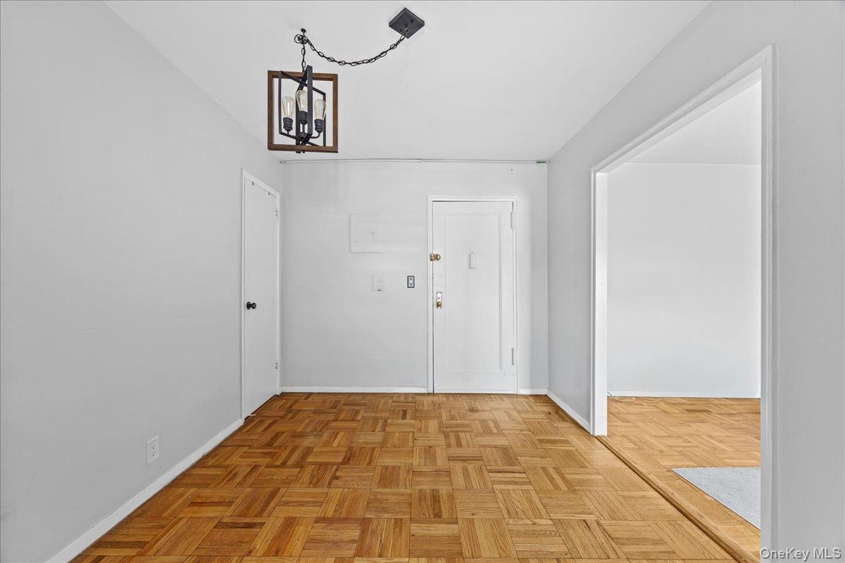 20 Shady Glen Court # 3A, New Rochelle, NY 10805