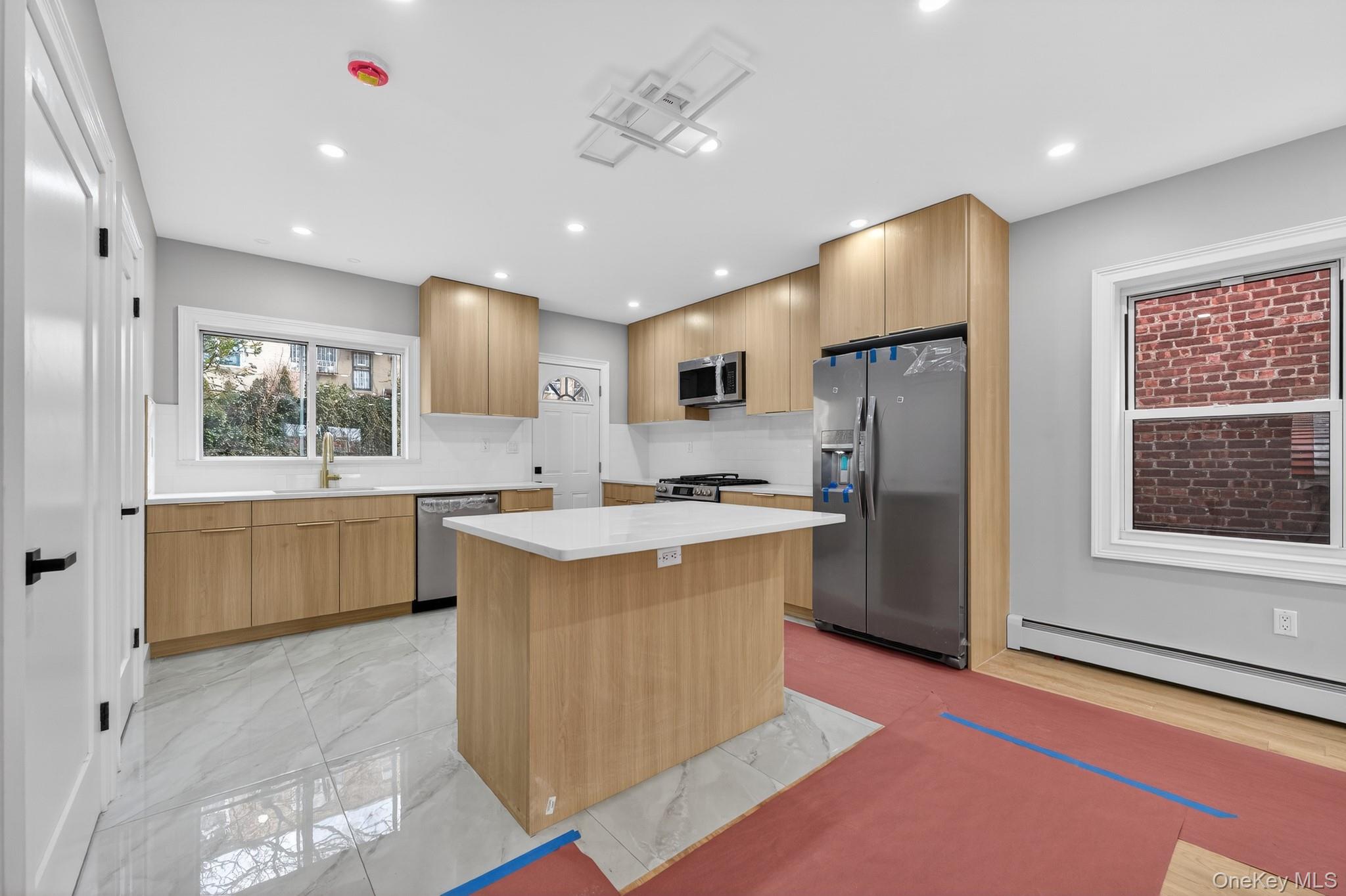 4058 Murdock Avenue, Bronx, NY 10466