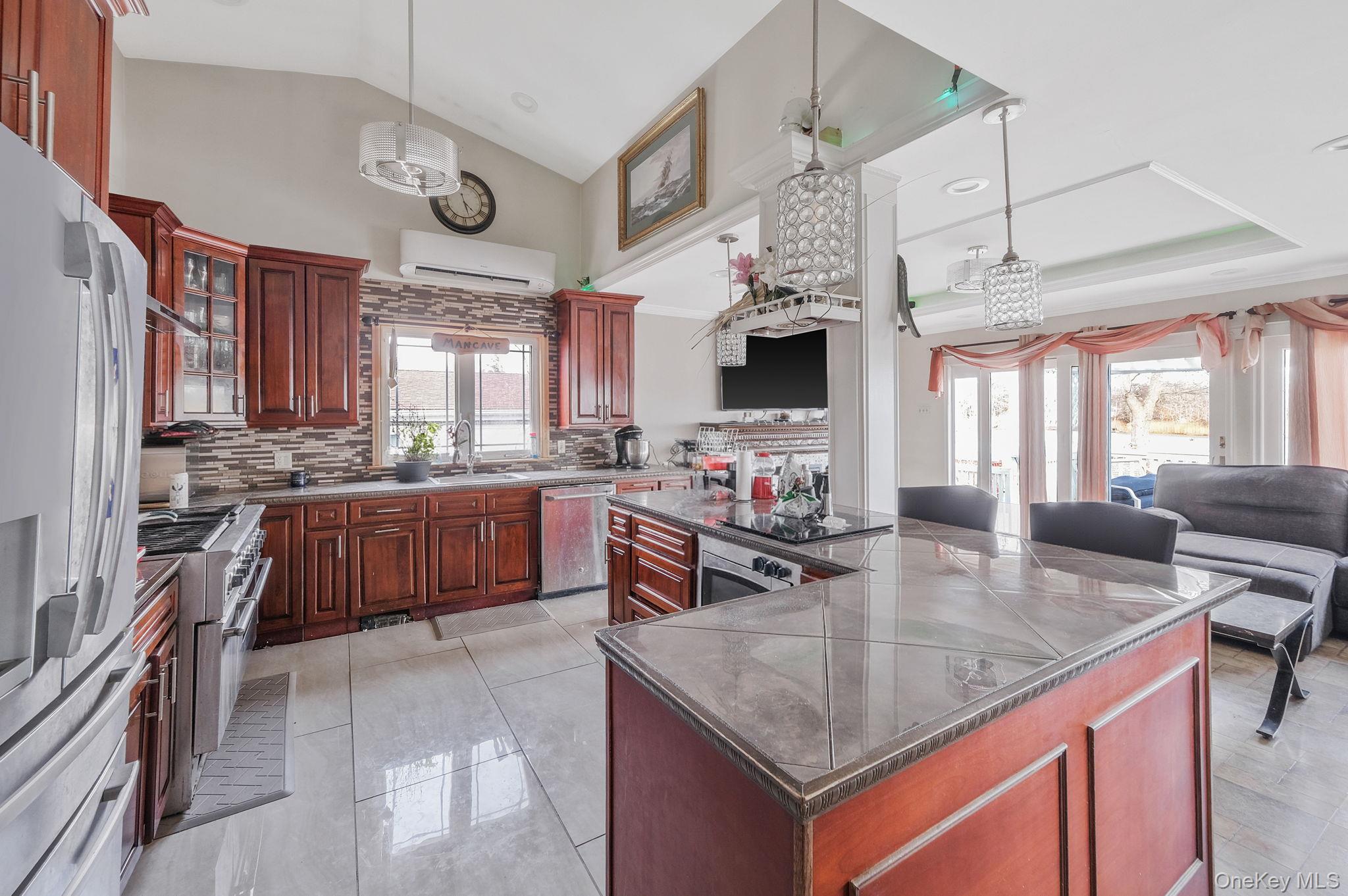 17 Riverside Avenue, Mastic Beach, NY 11951