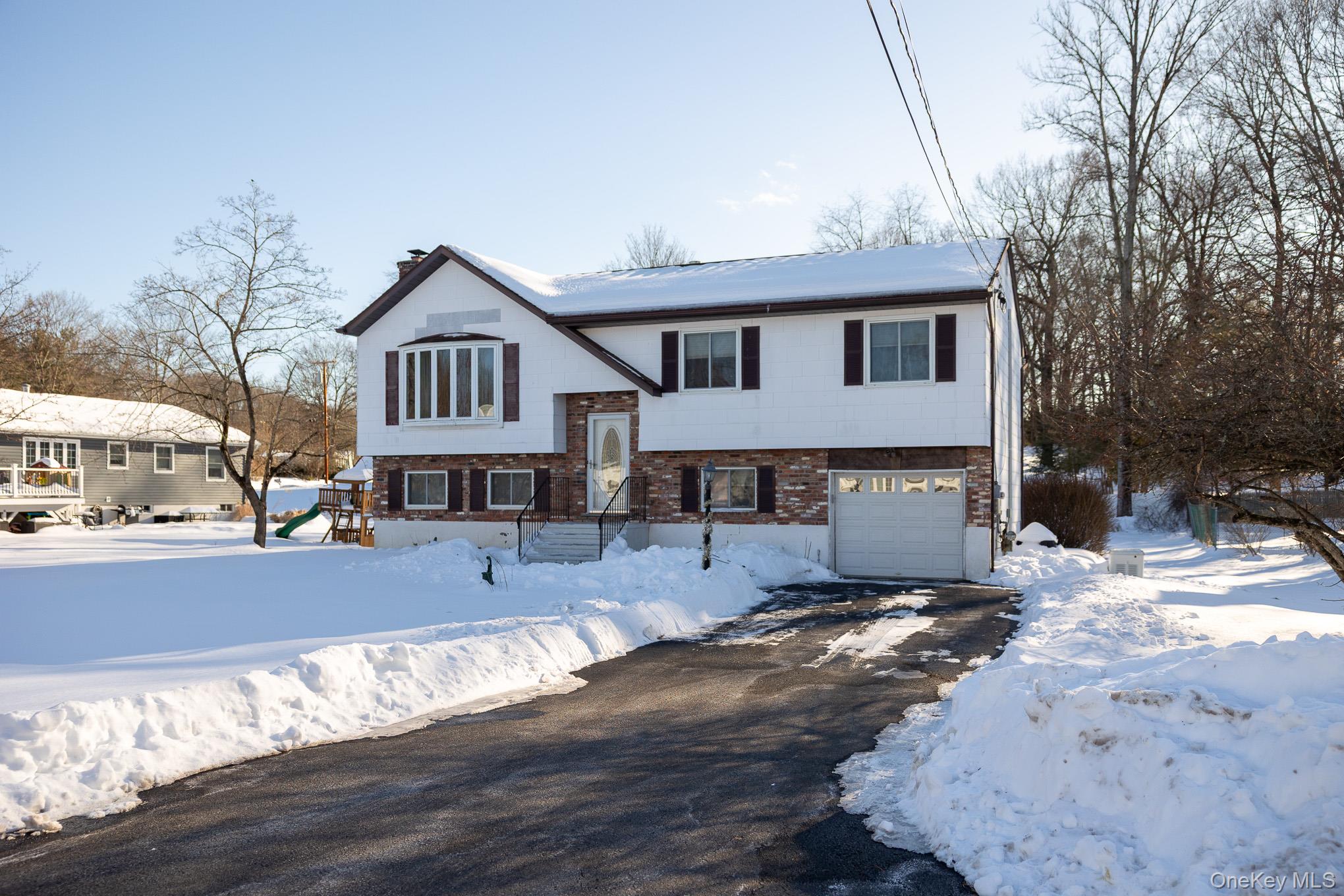 3 Russett Lane, Wappingers Falls, NY 12590