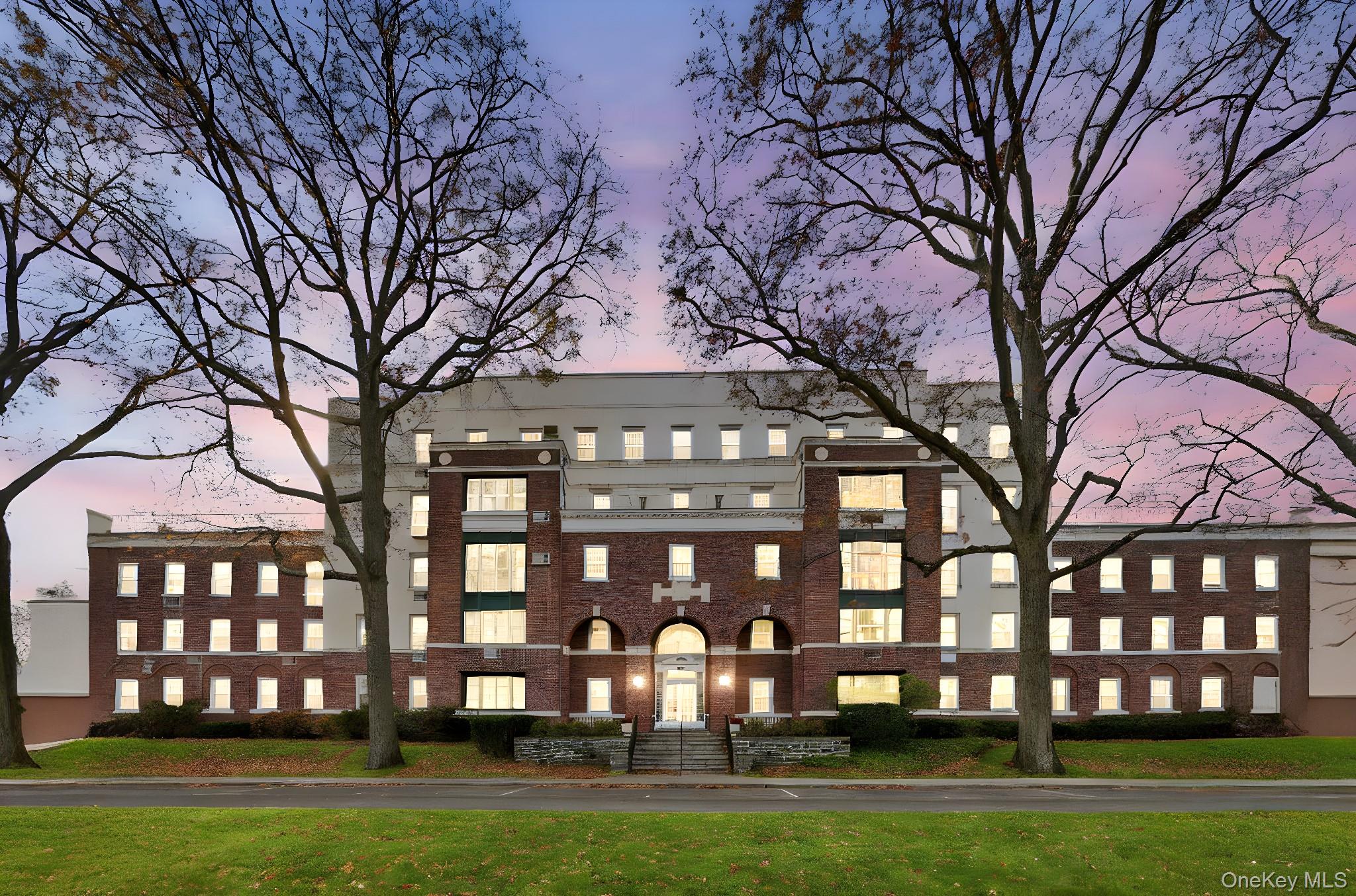 10 Brooklands # 1H, Bronxville, NY 10708