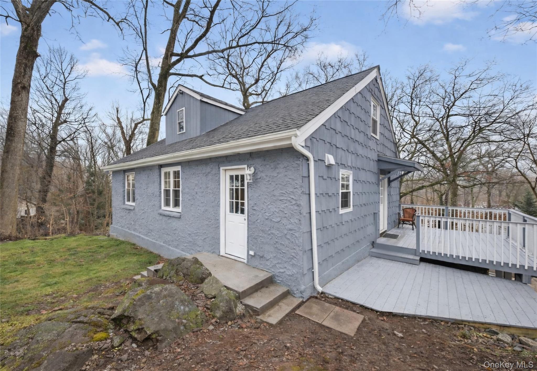 35 Avon Road, Lake Peekskill, NY 10537