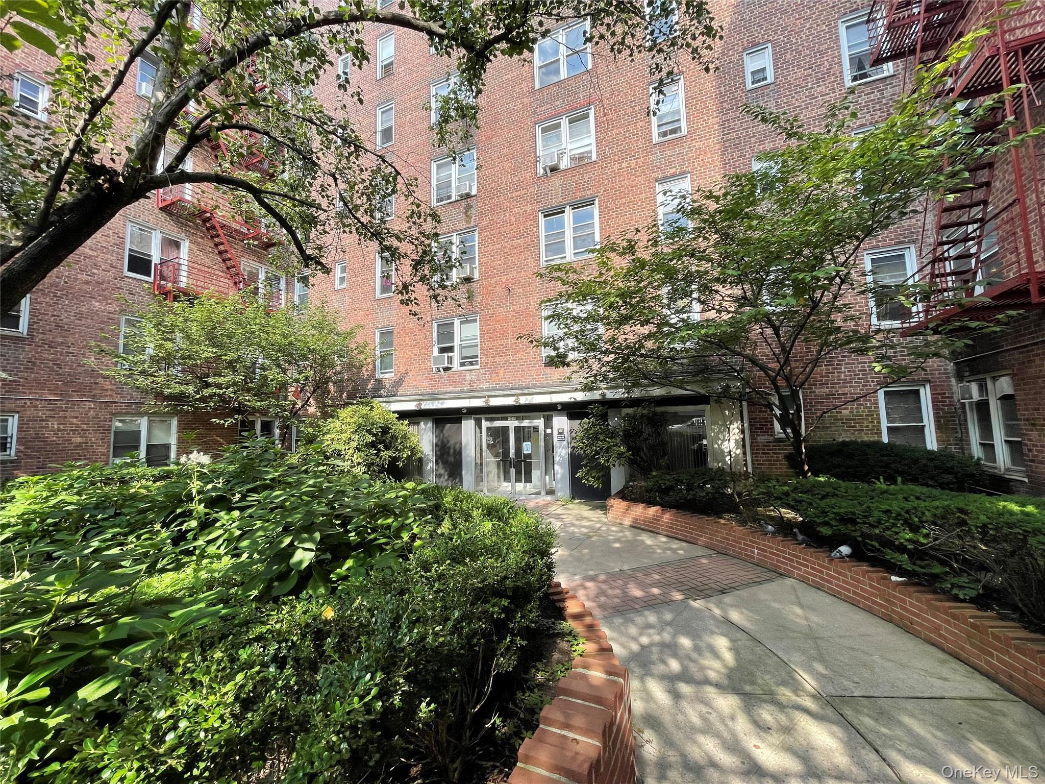 62-59 108 Street # 3G, Forest Hills, NY 11375