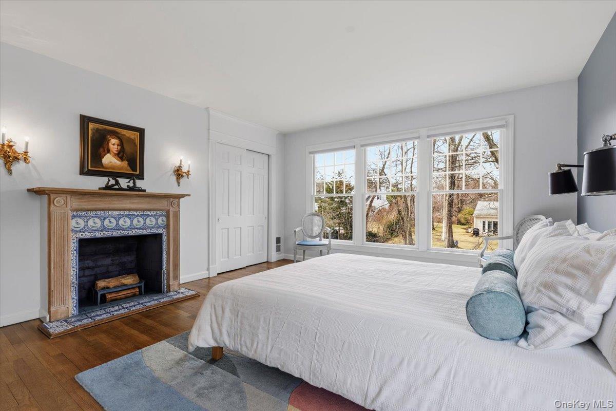 8 Douglas Circle, Rye, NY 10580