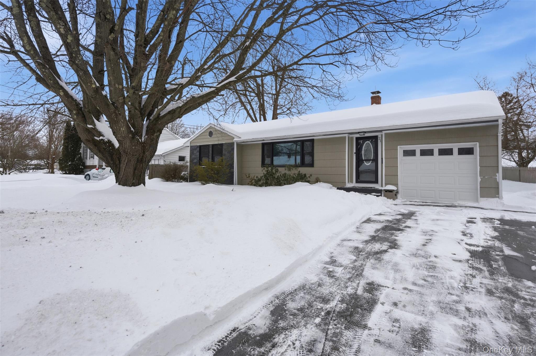 21 Edith Avenue, Saugerties, NY 12477