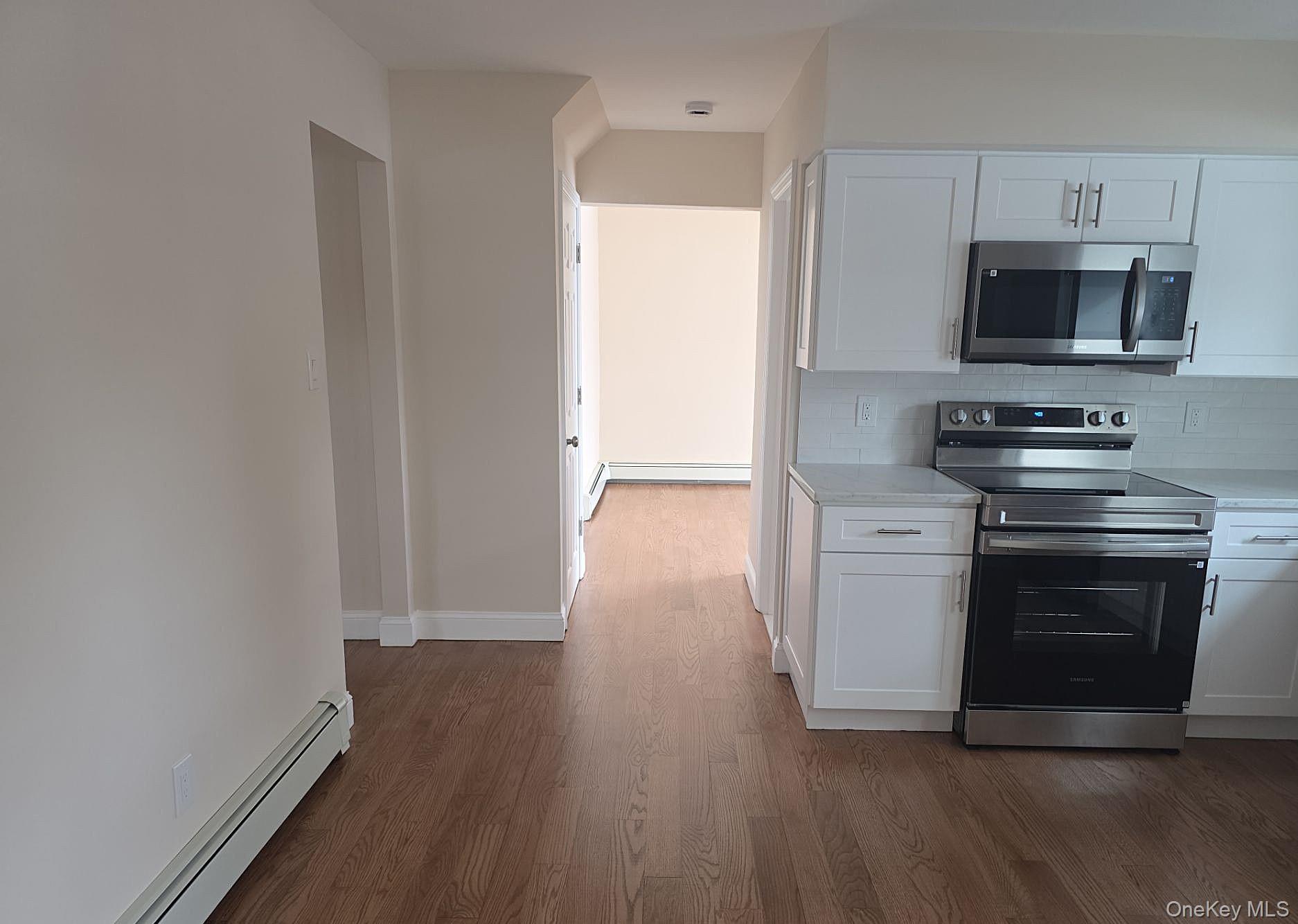 519 Advent Street, Westbury, NY 11590