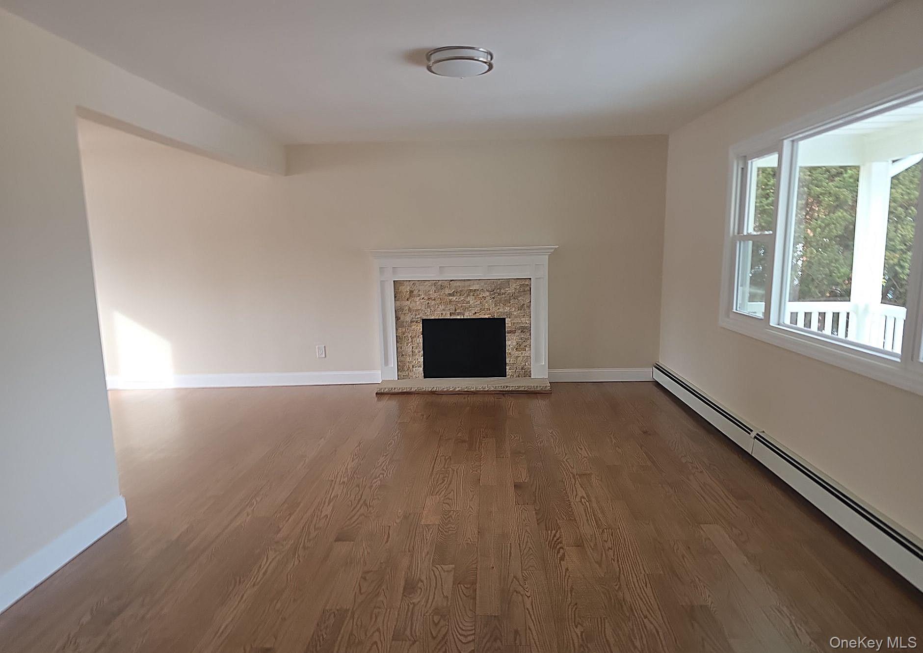 519 Advent Street, Westbury, NY 11590