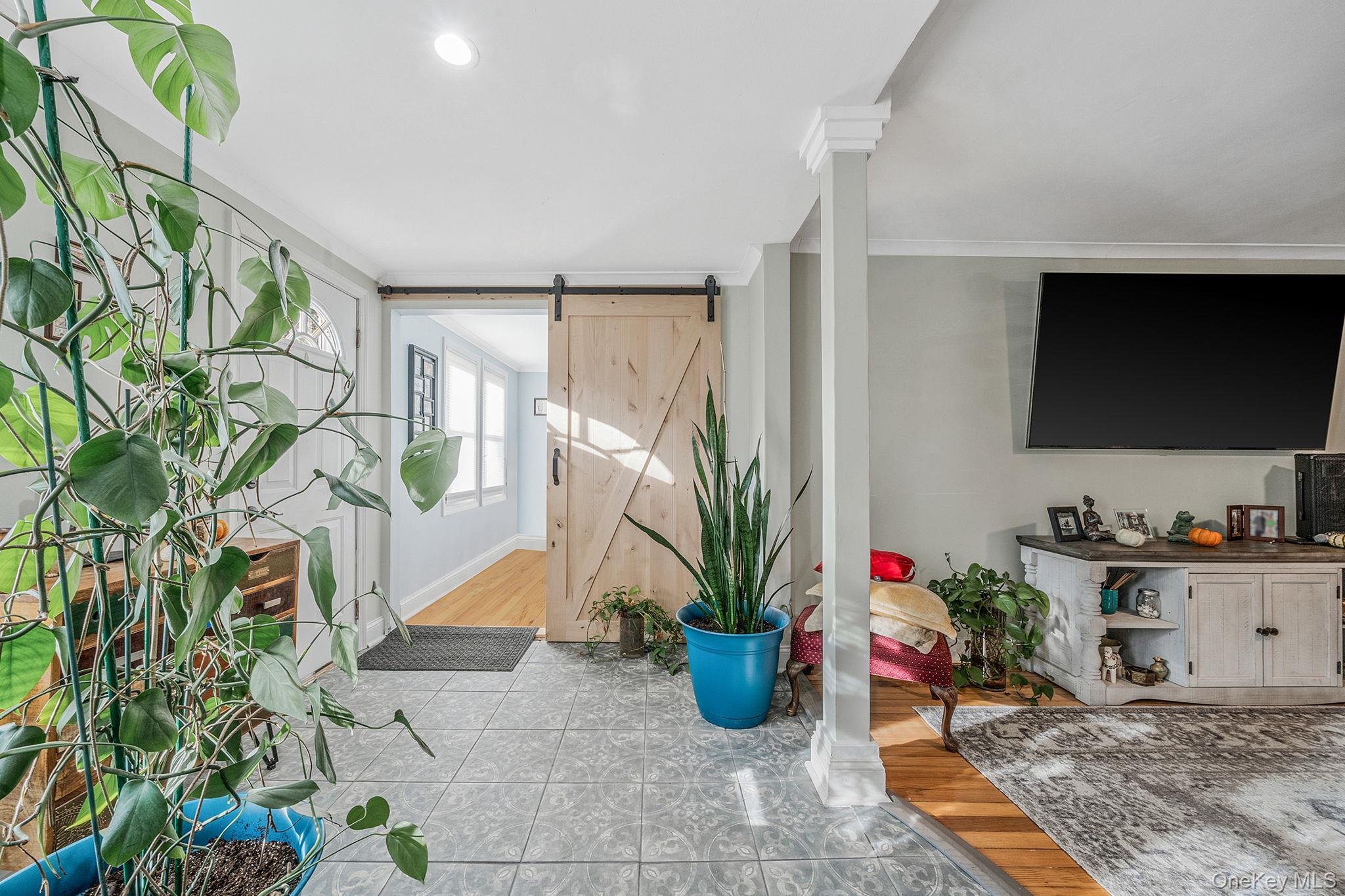 485 3rd Avenue, Bayport, NY 11705