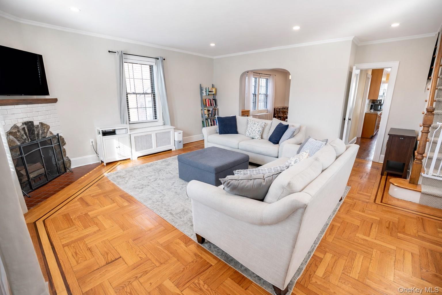 3 Olive Place, Lynbrook, NY 11563