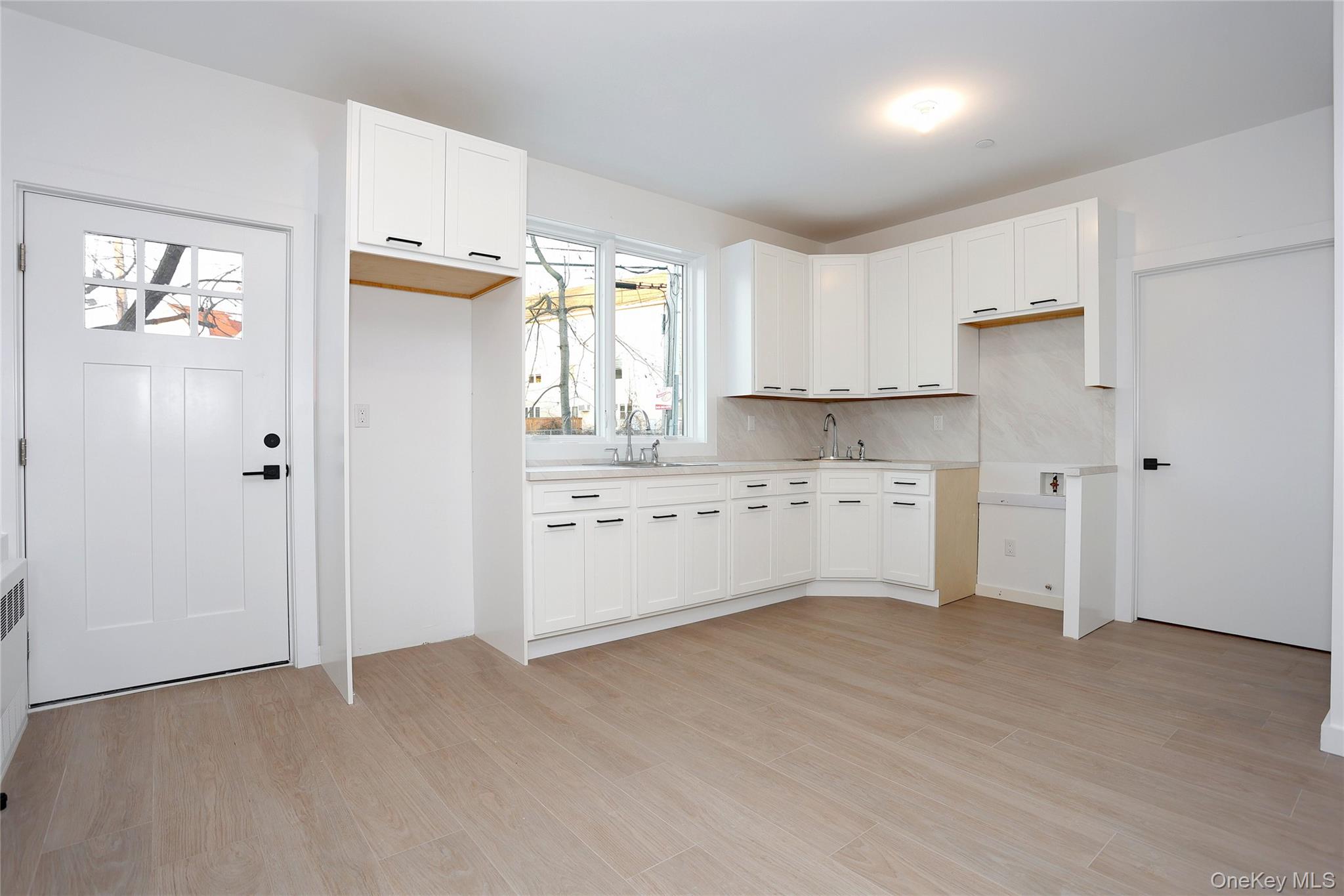 1 Dykstras Way W # 201, Monsey, NY 10952