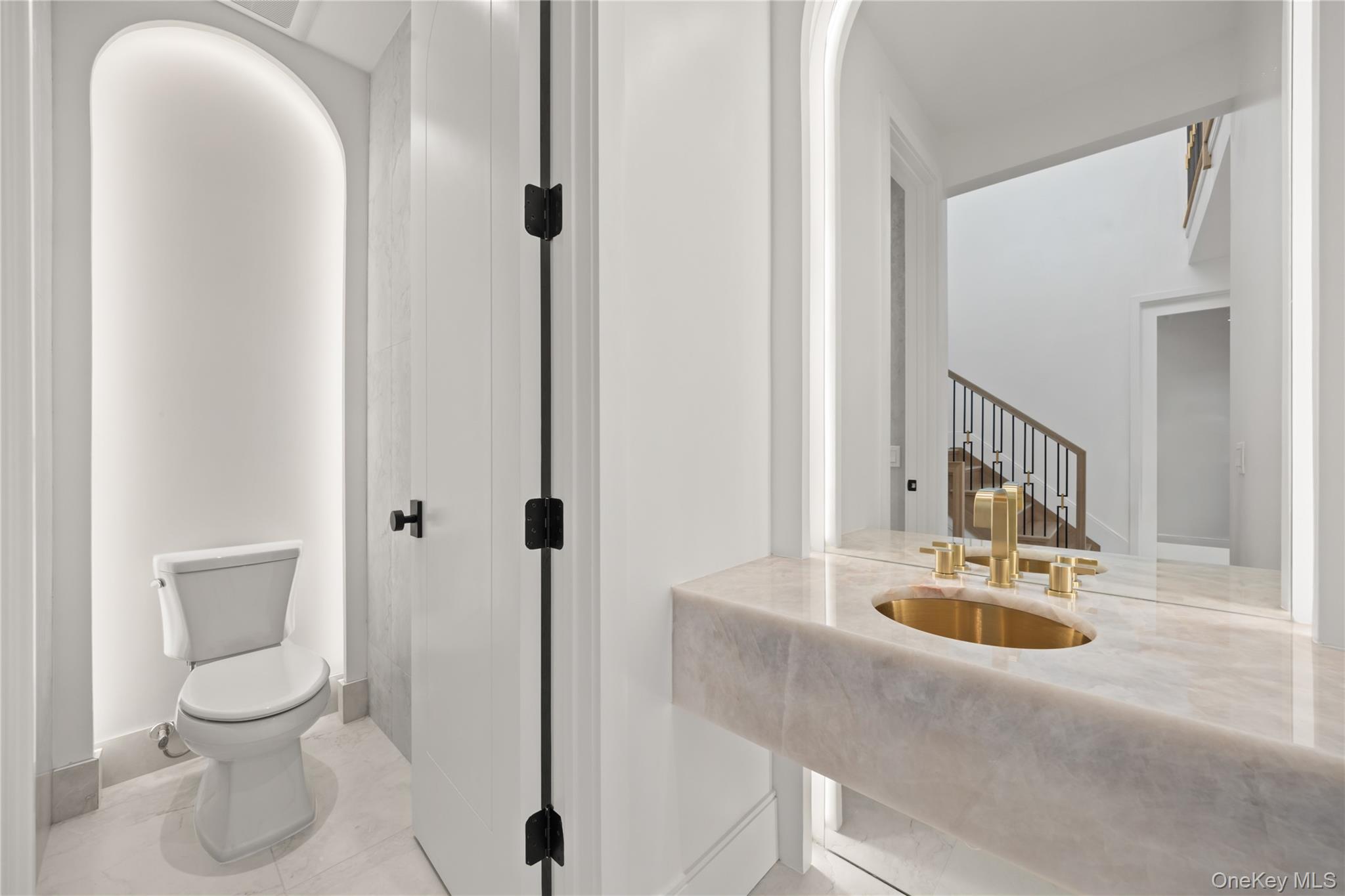 1 Dykstras Way W # 201, Monsey, NY 10952