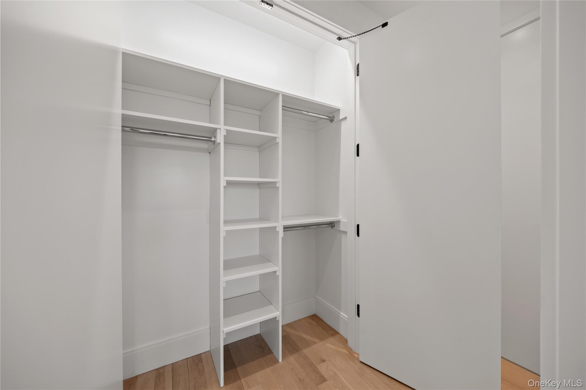 1 Dykstras Way W # 201, Monsey, NY 10952