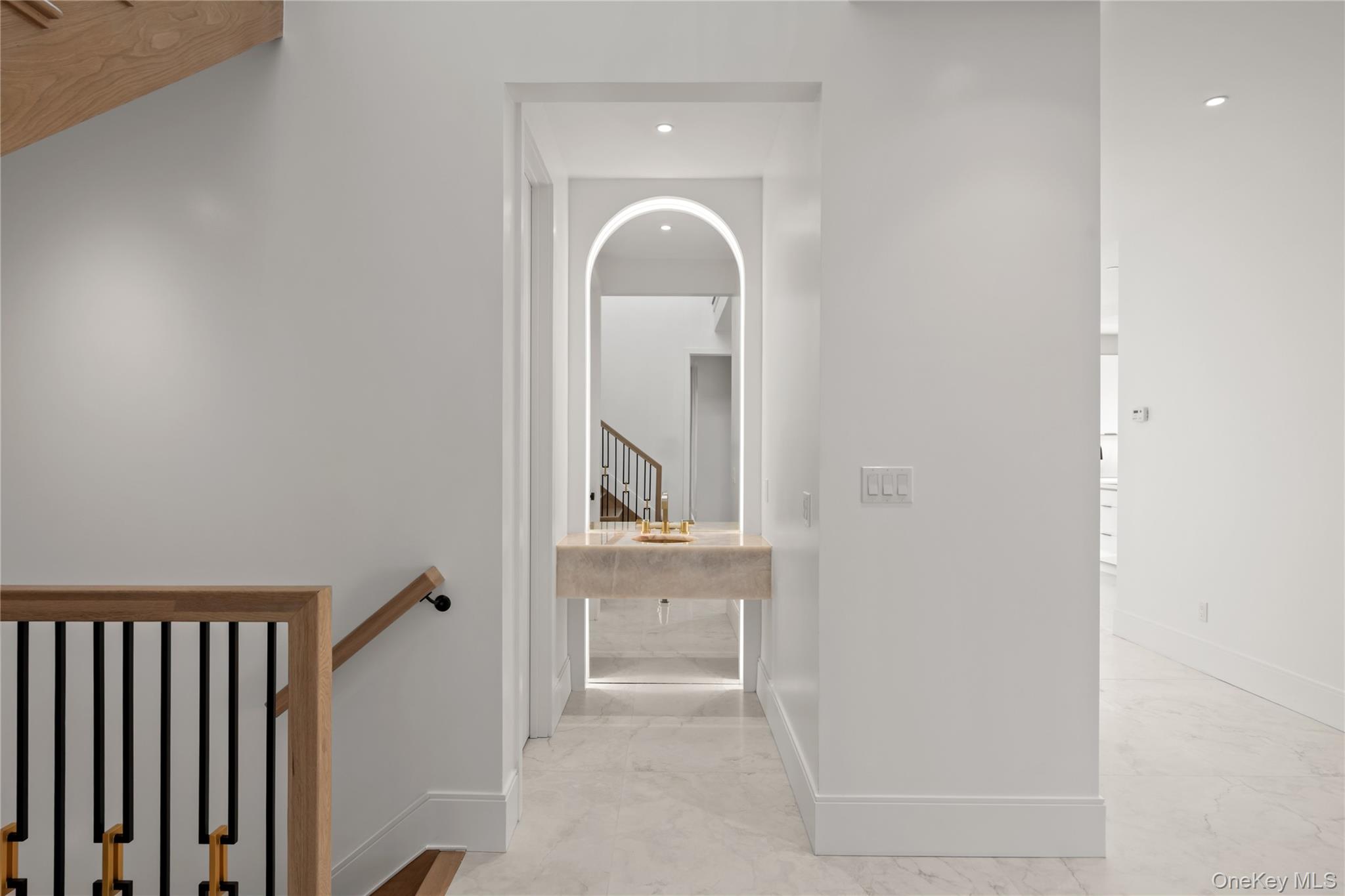 1 Dykstras Way W # 201, Monsey, NY 10952