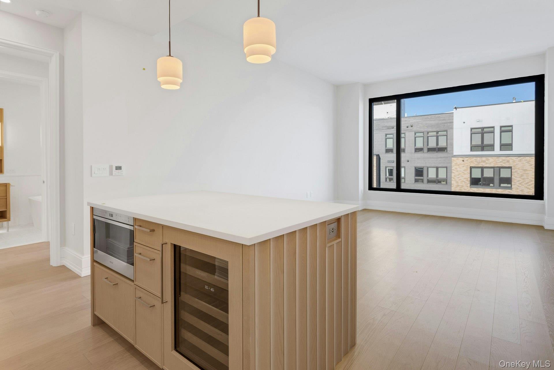 4 Lighthouse Landing # 420, Sleepy Hollow, NY 10591