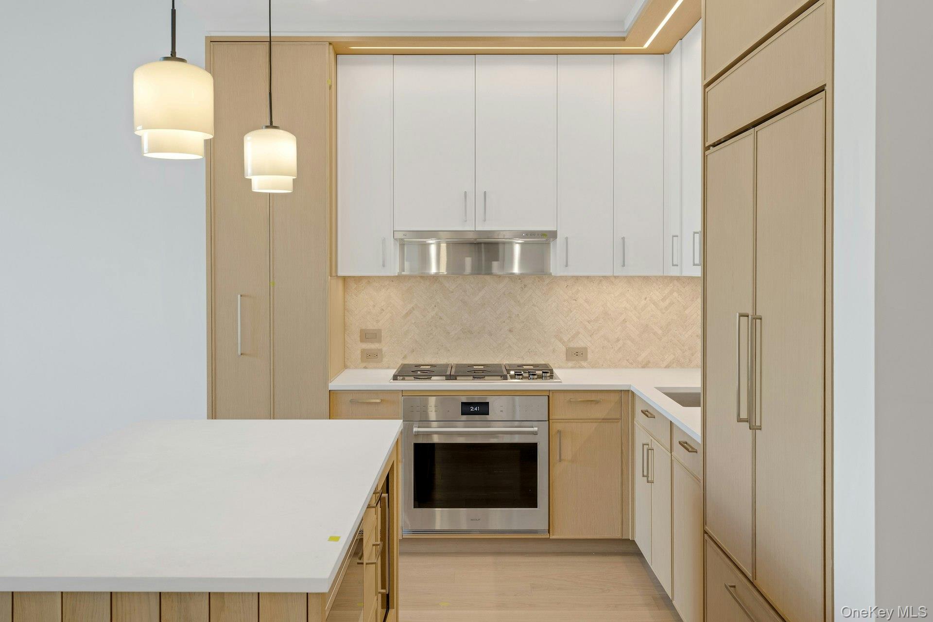 4 Lighthouse Landing # 420, Sleepy Hollow, NY 10591