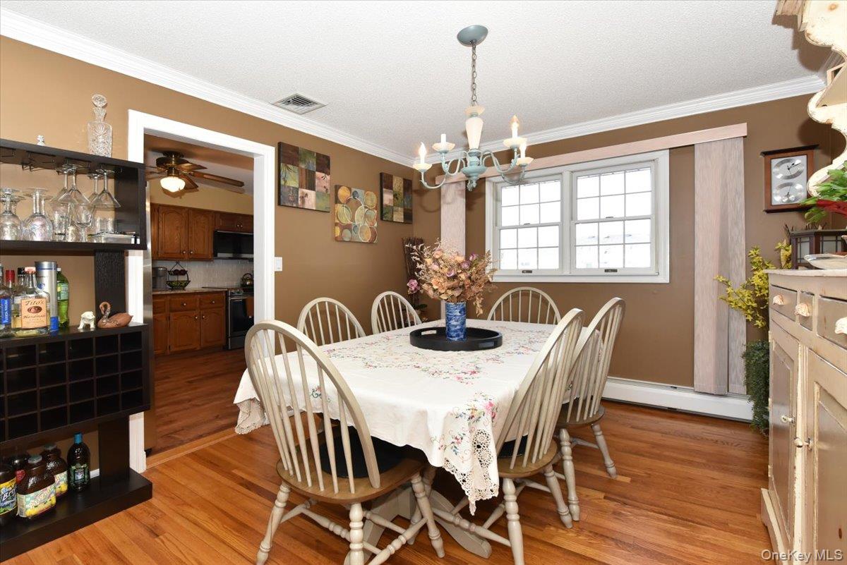 255 Brookside Court, Copiague, NY 11726