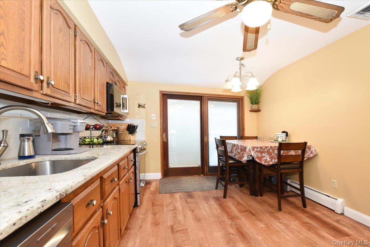 255 Brookside Court, Copiague, NY 11726