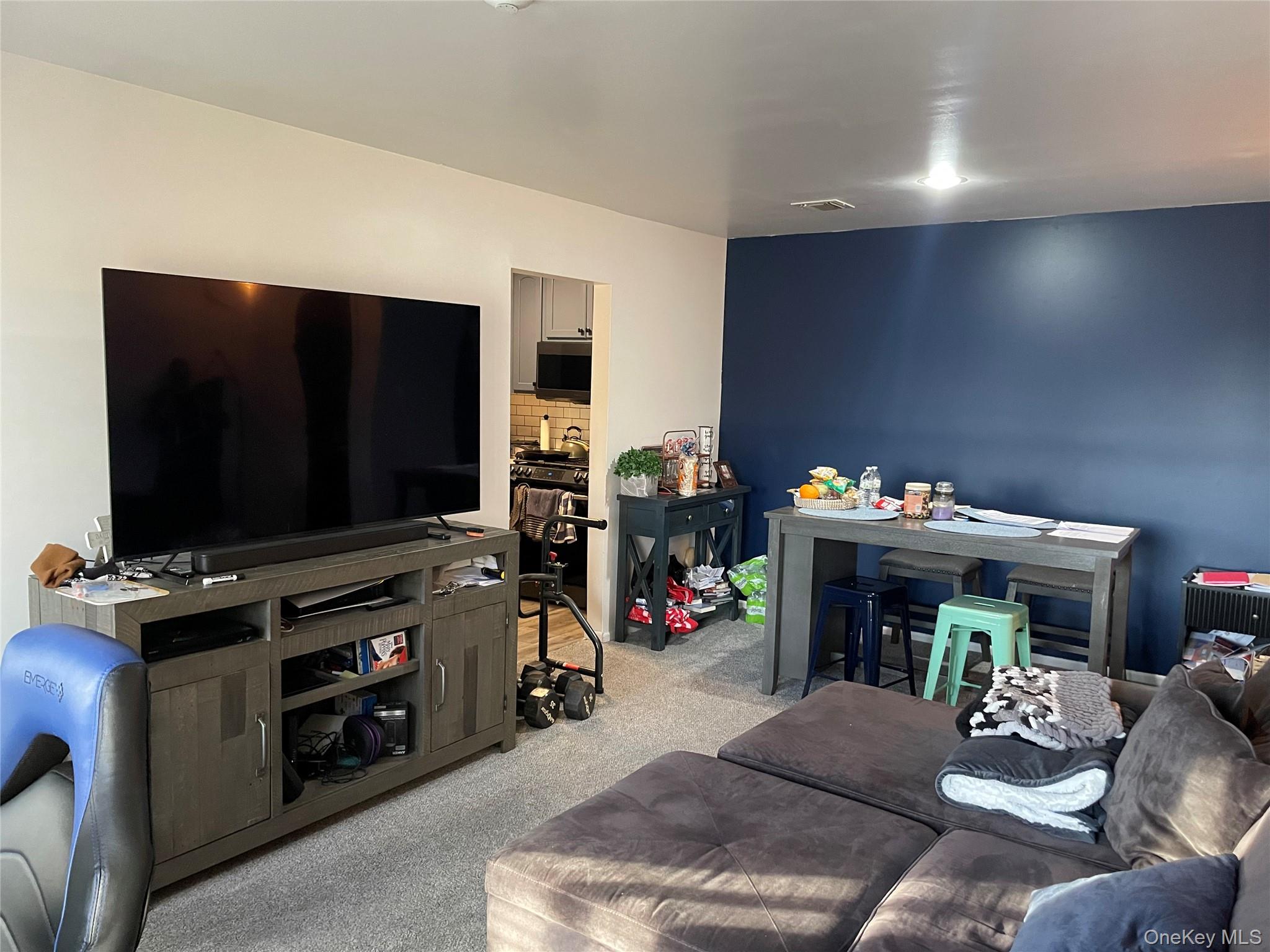 40 Navajo Court # 40, Coram, NY 11727