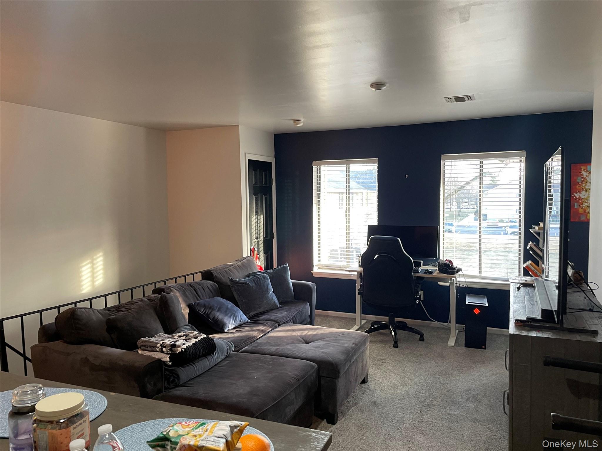 40 Navajo Court # 40, Coram, NY 11727