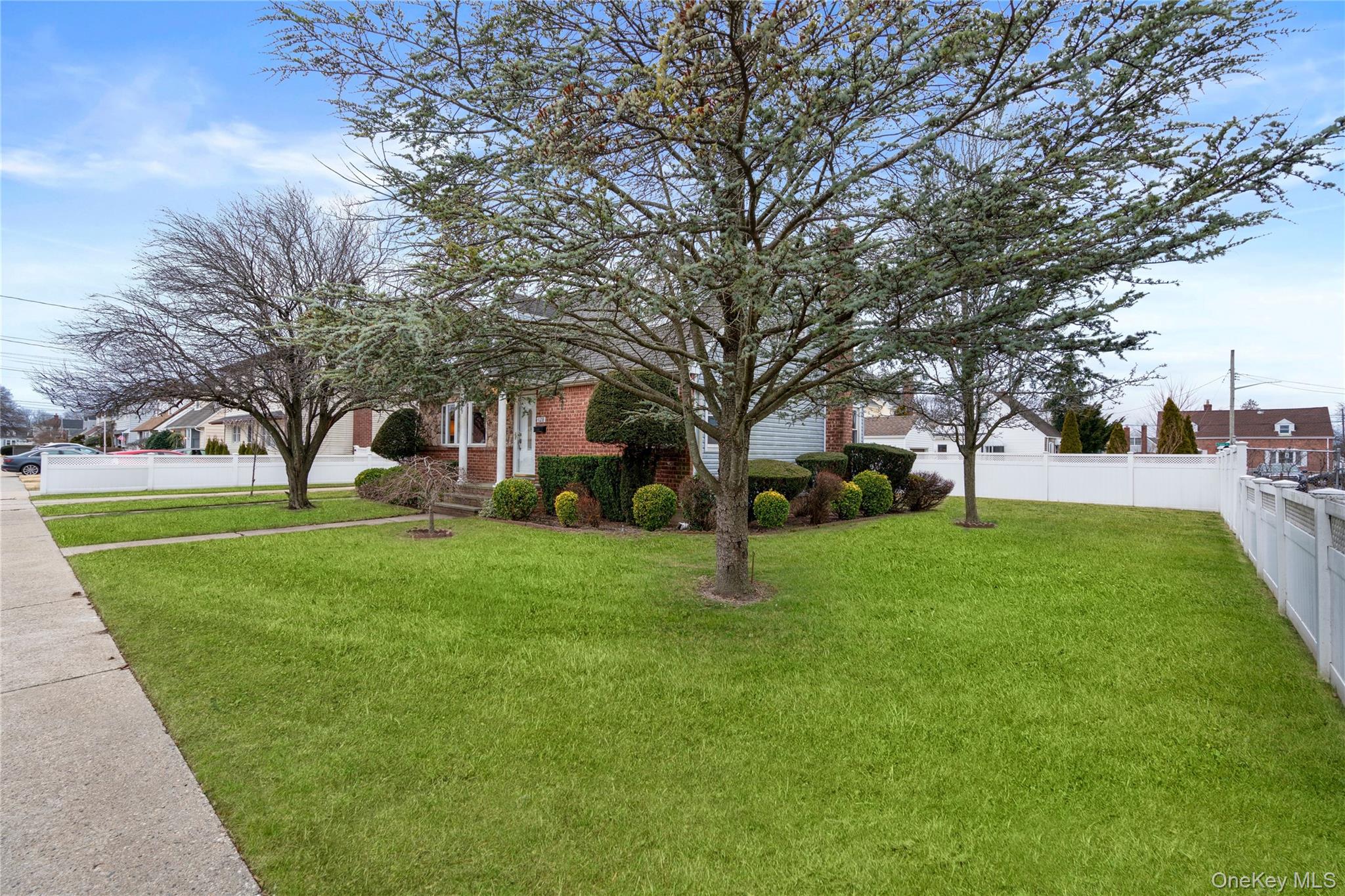 128 Rule Street, Franklin Square, NY 11010