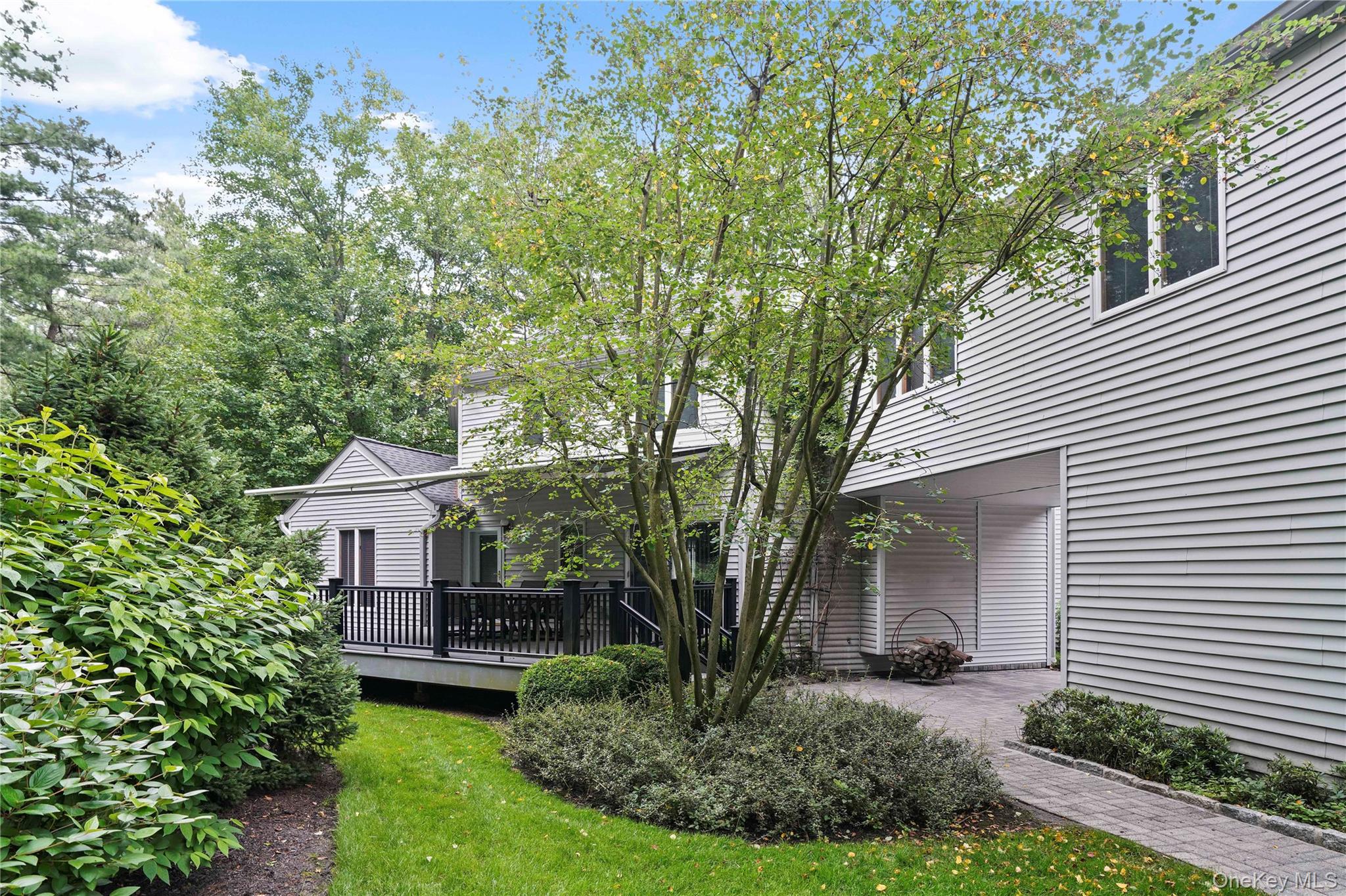 130 Bramblebrook Road, Ardsley, NY 10502