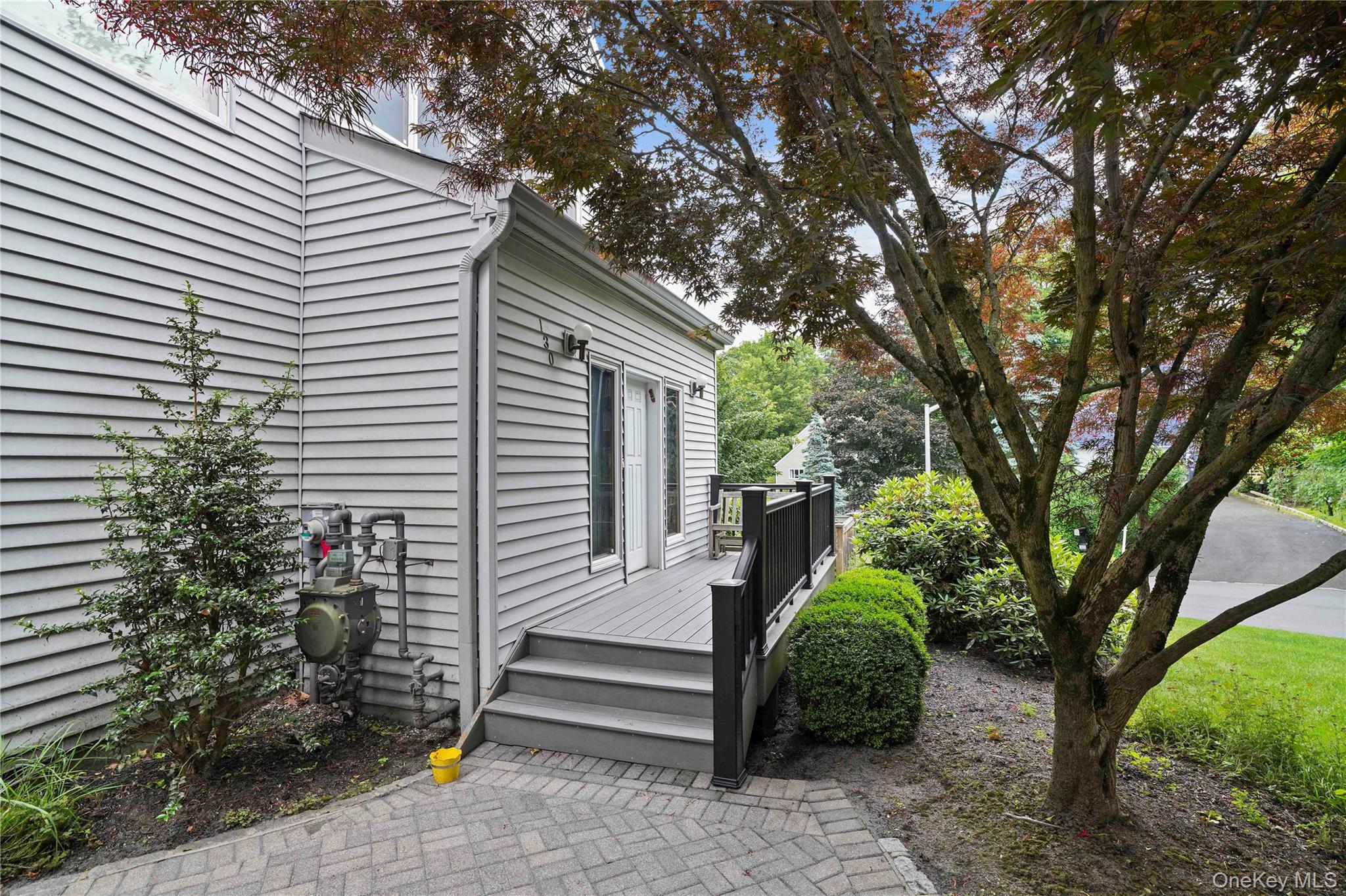 130 Bramblebrook Road, Ardsley, NY 10502