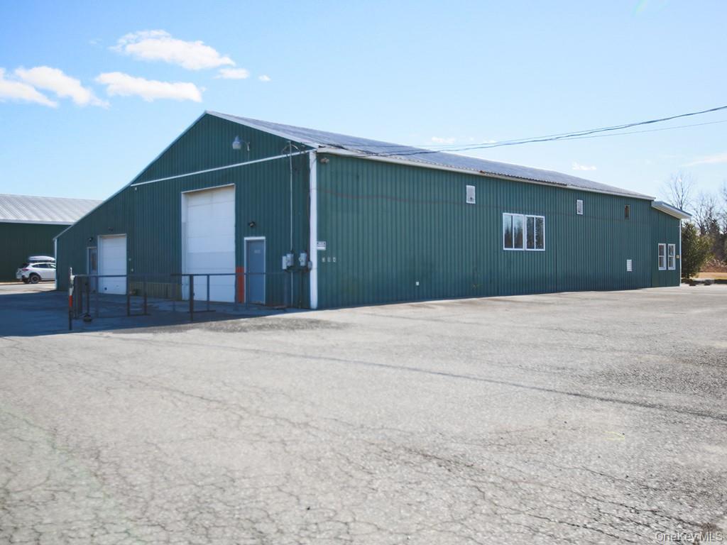 384 Onion Avenue # 1, New Hampton, NY 10958