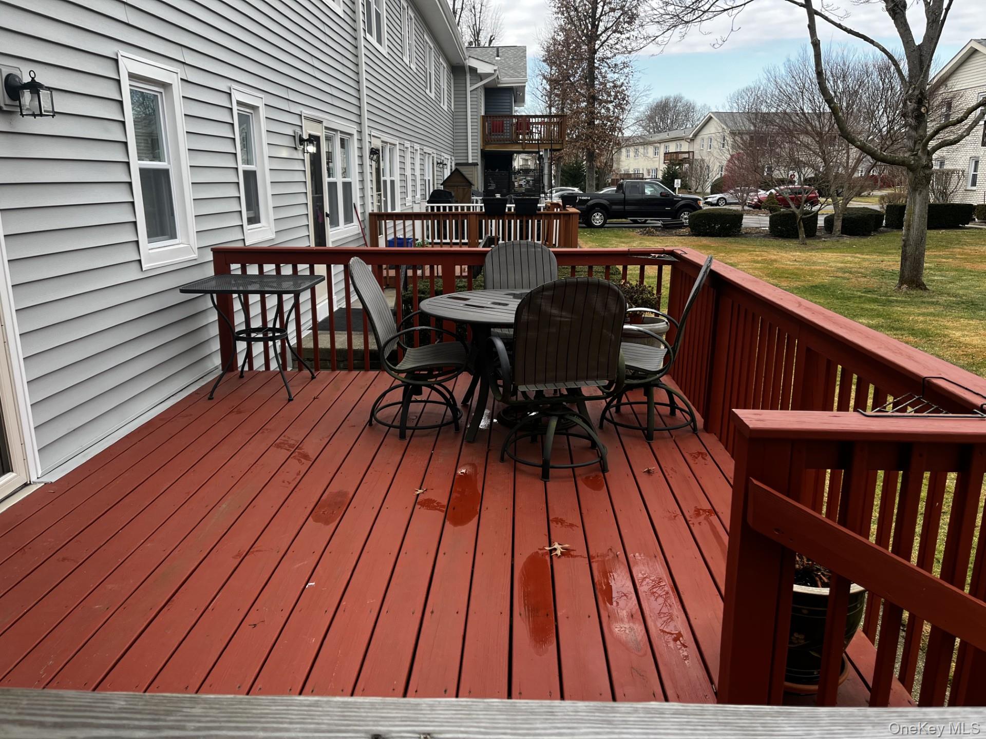 105 Finch Lane # 1B, Islip, NY 11751