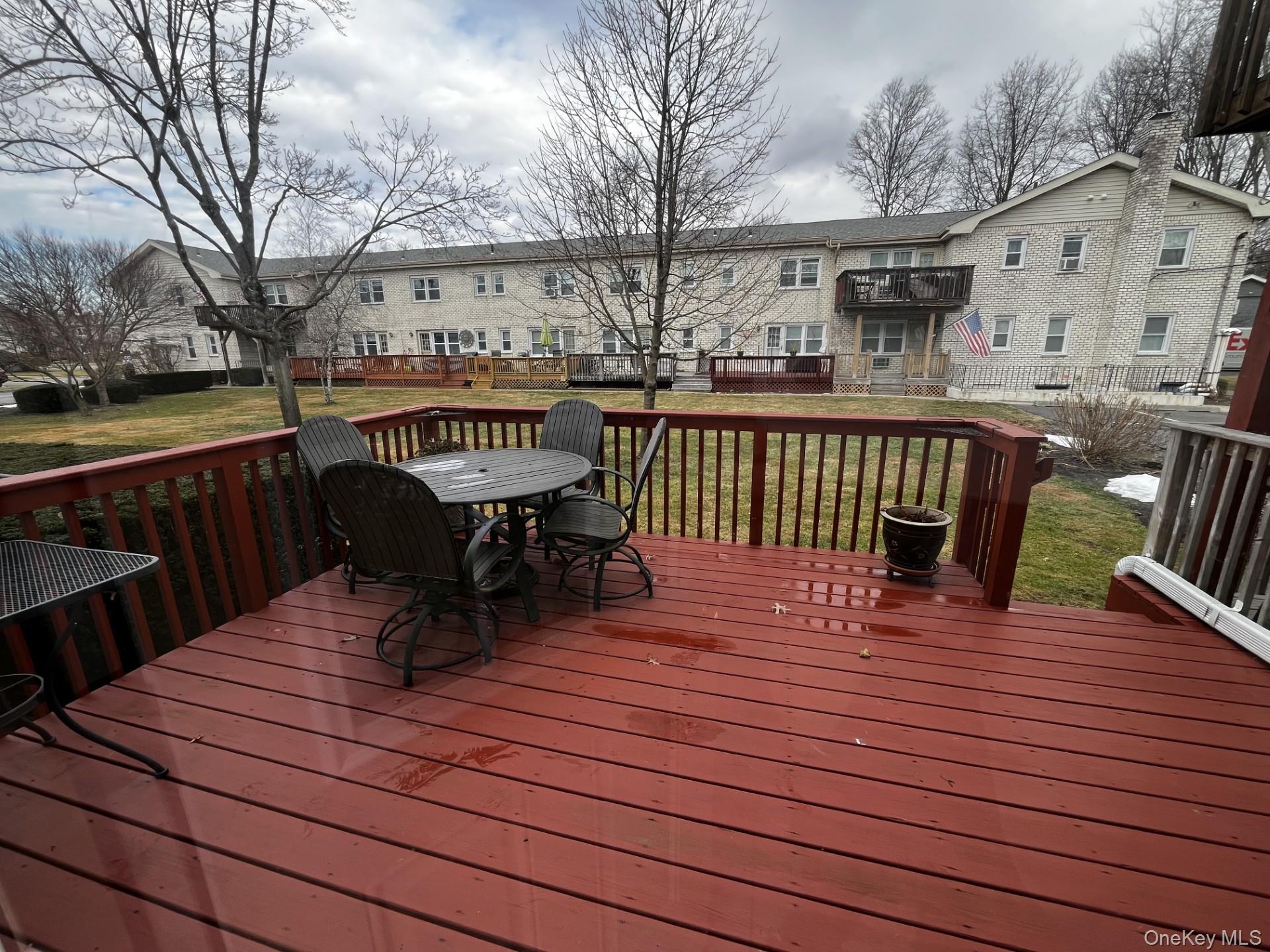 105 Finch Lane # 1B, Islip, NY 11751