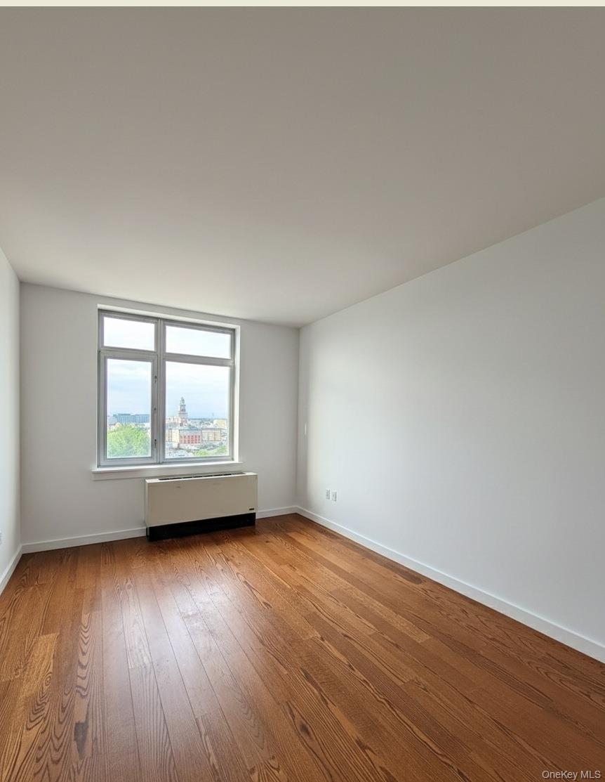 4028 College Point Boulevard # 805, Flushing, NY 11354