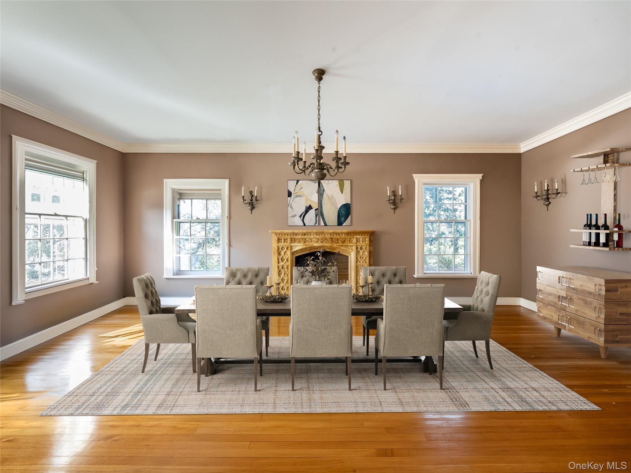 64 Plandome Court, Manhasset, NY 11030