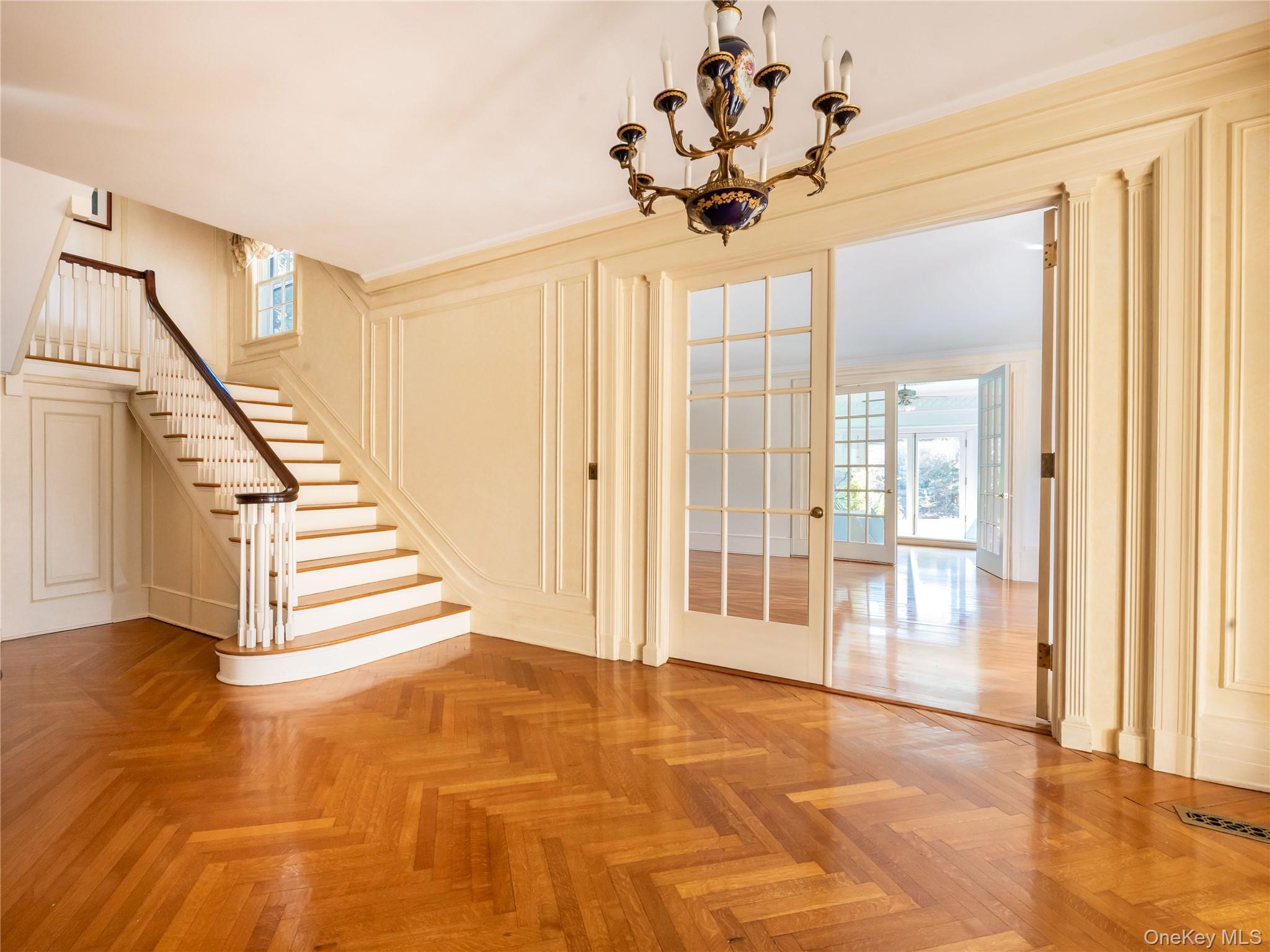 64 Plandome Court, Manhasset, NY 11030