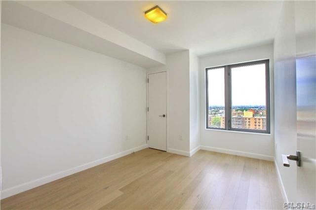 13835 39th Avenue # 12L, Flushing, NY 11354