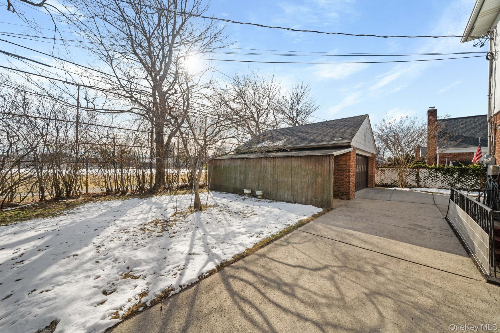 169 Wilton Street, New Hyde Park, NY 11040