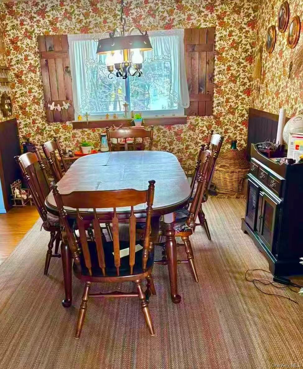 16 Ave J, Ronkonkoma, NY 11779