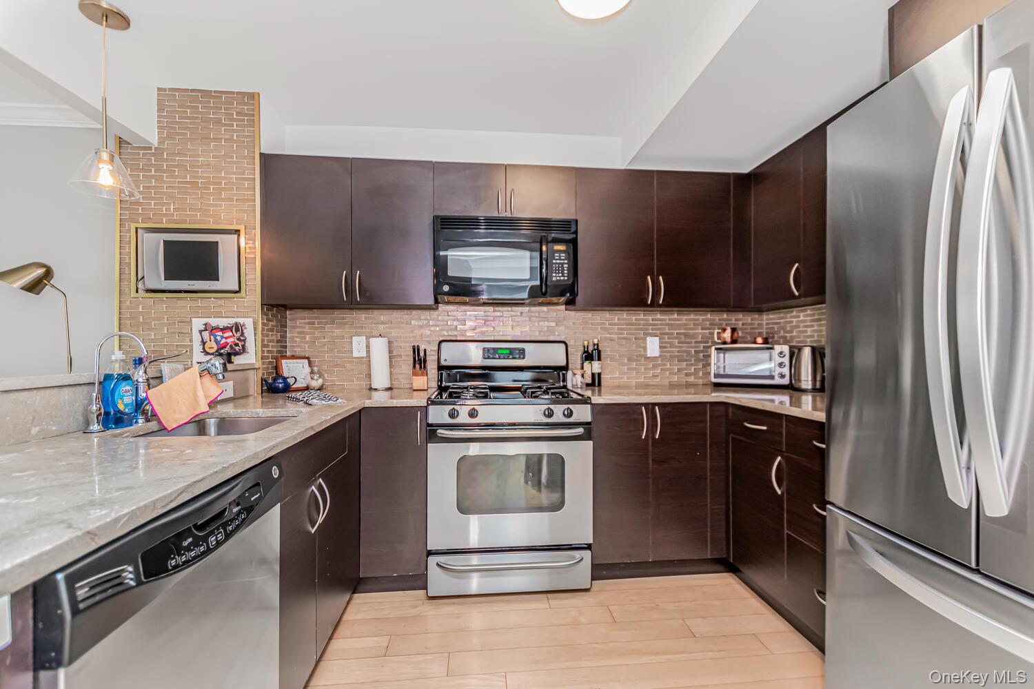 1490 Outlook Avenue # 1D, Bronx, NY 10465