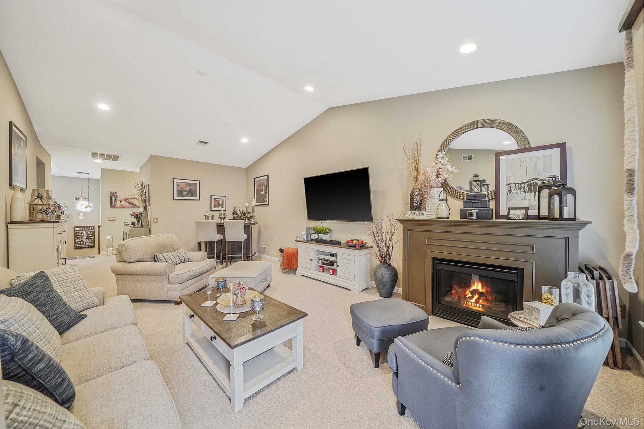 109 Constantine Way, Mount Sinai, NY 11766