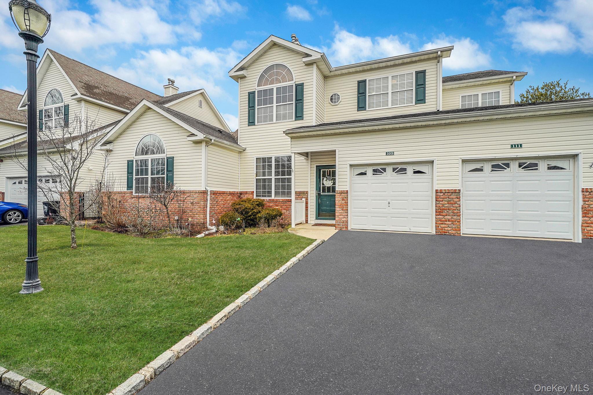 109 Constantine Way, Mount Sinai, NY 11766