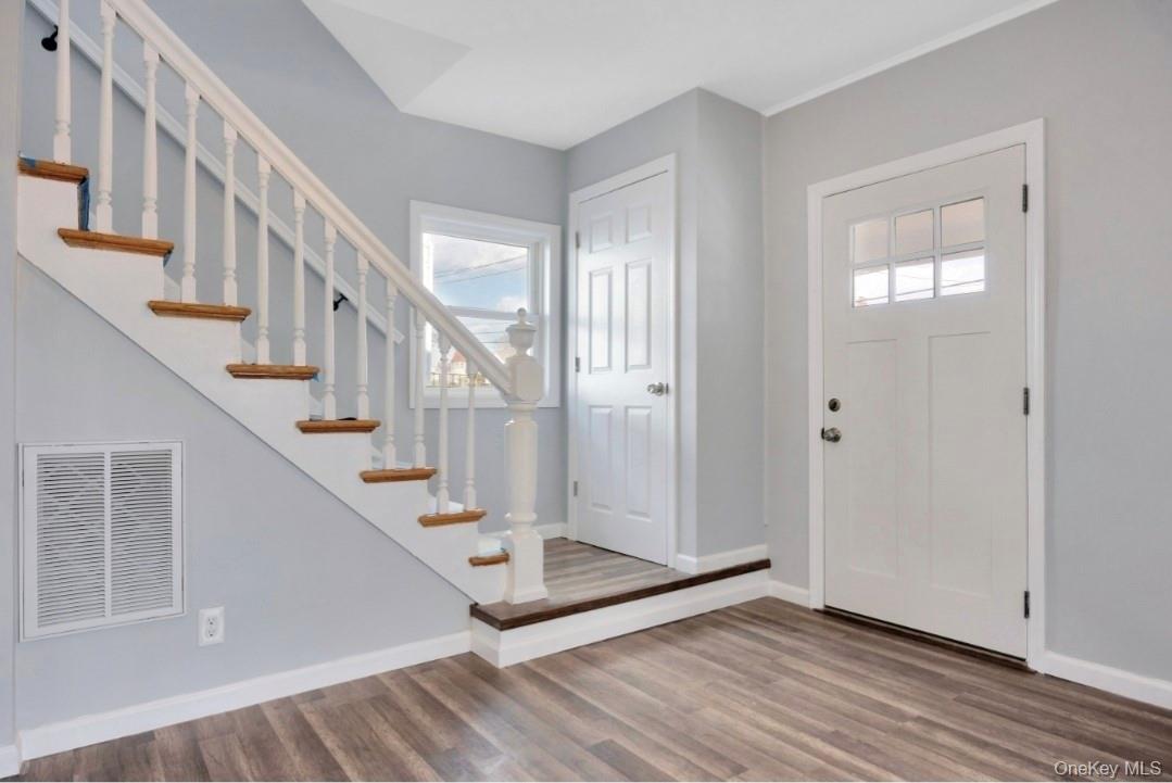 178 N Ocean Avenue, Patchogue, NY 11772