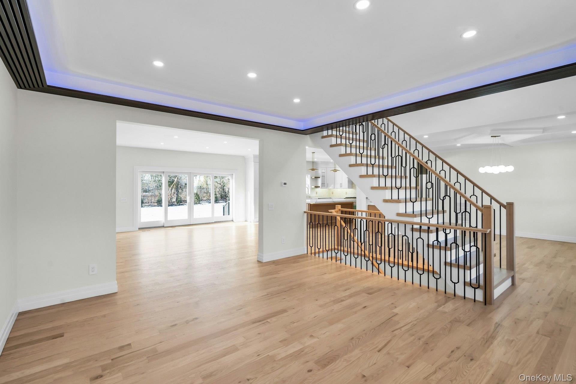 3 Carmine Court, Commack, NY 11725