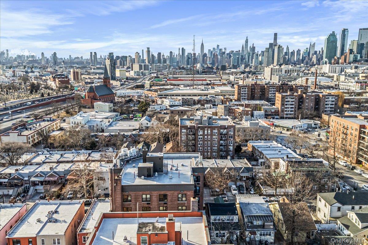 50-21 39th Place # 4H, Sunnyside, NY 11104