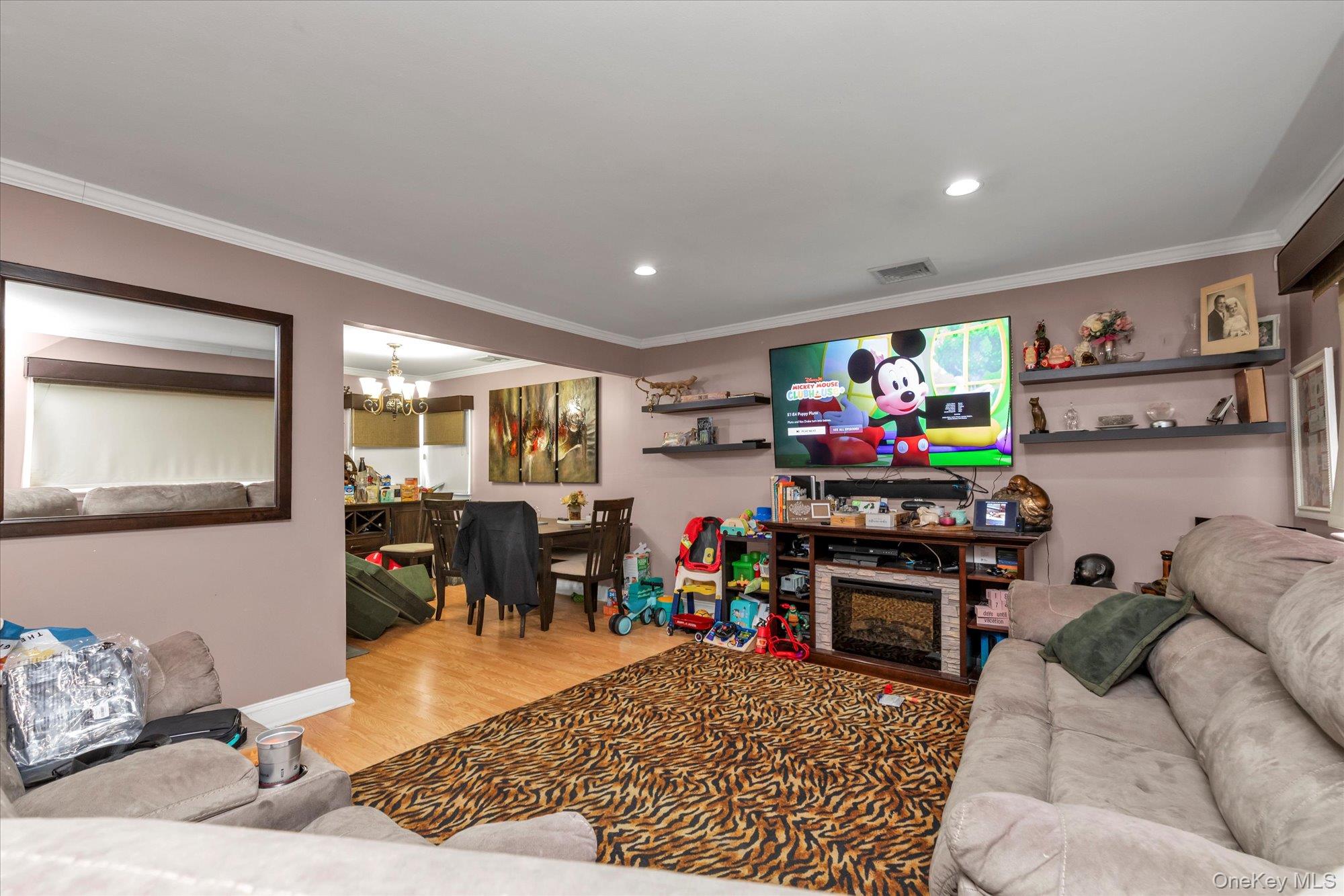 16 Layton Street, Freeport, NY 11520