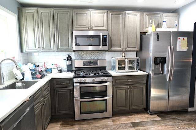 2816 Collis Place, Bronx, NY 10465