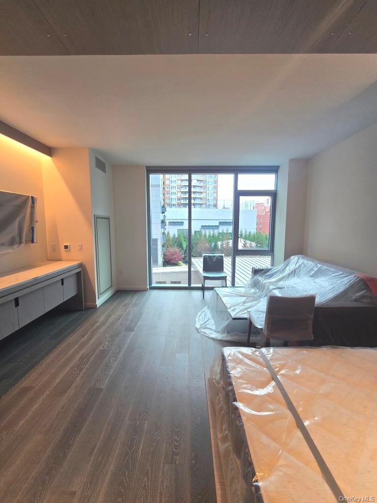 13336 37th Avenue # 5N, Flushing, NY 11354